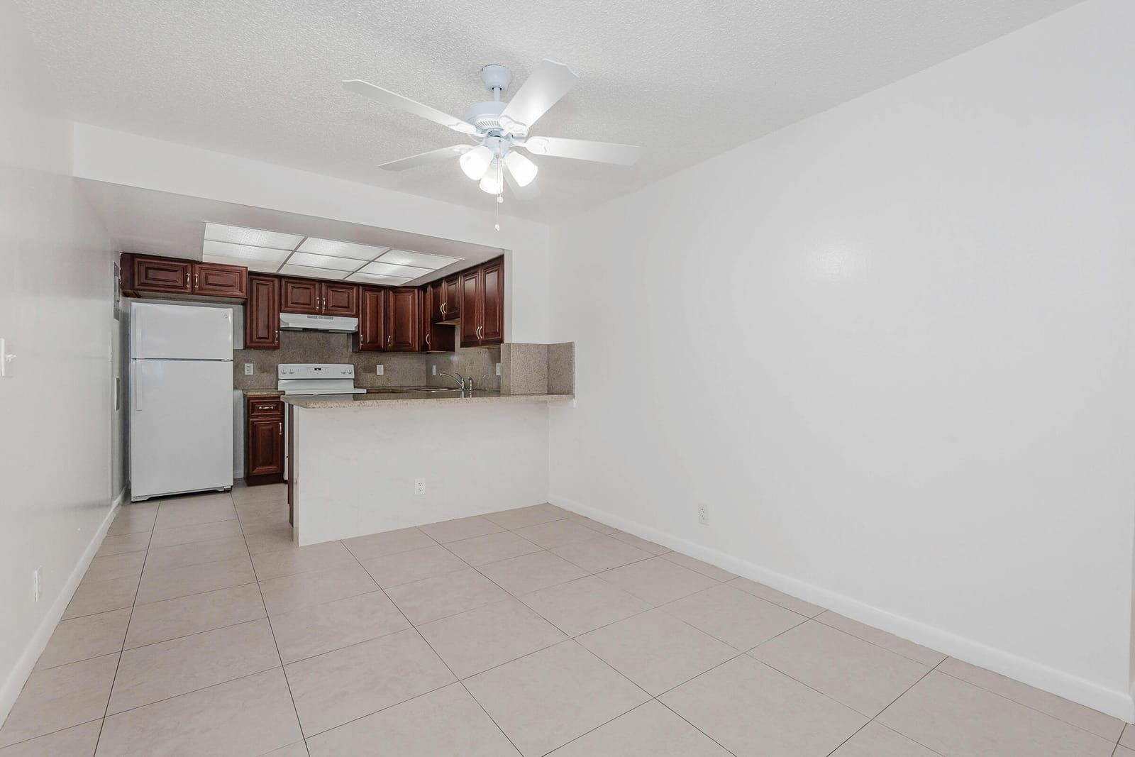 8830 W SAMPLE Road 3, Coral Springs, FL 33065 photo 9