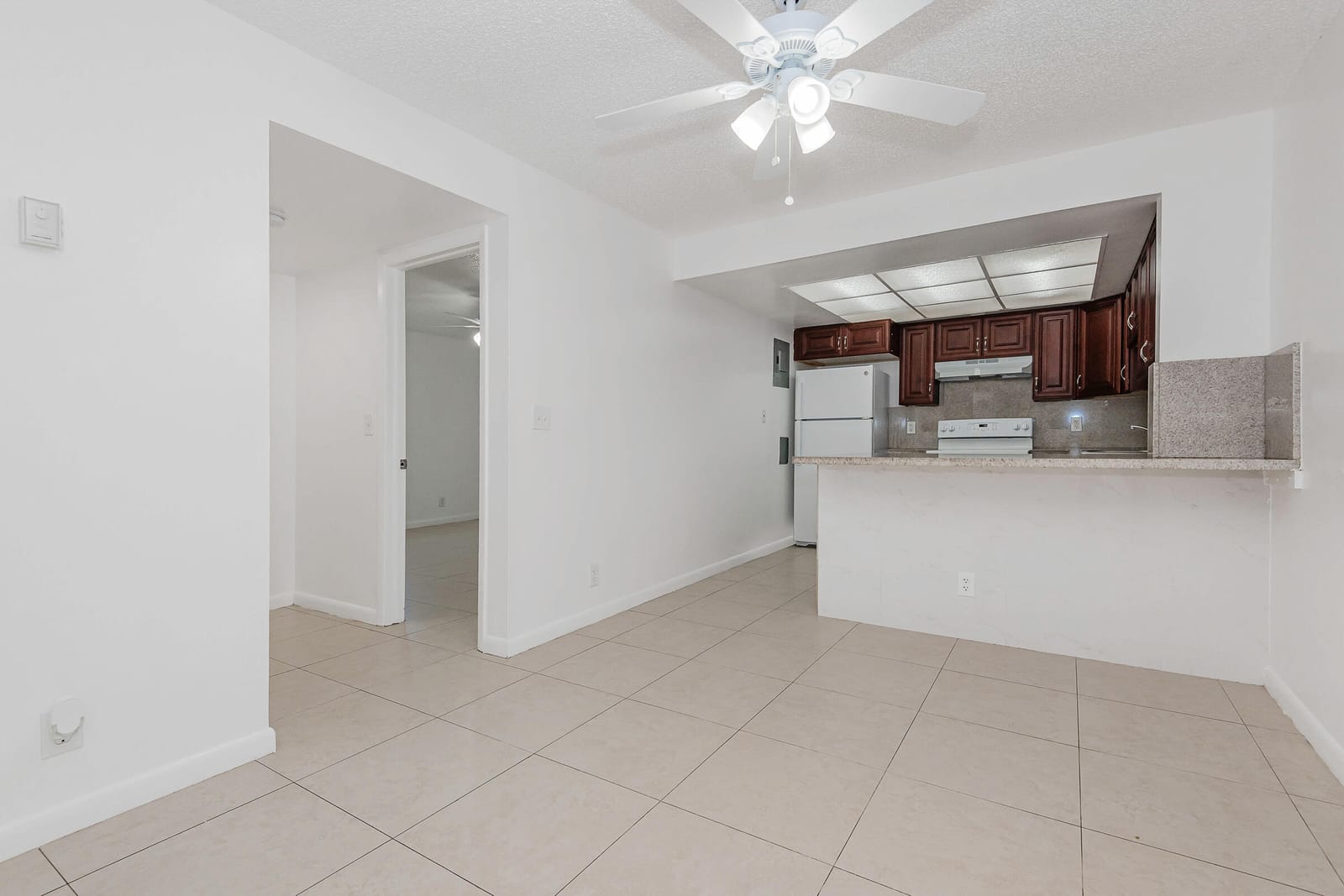 8830 W SAMPLE Road 3, Coral Springs, FL 33065 photo 10