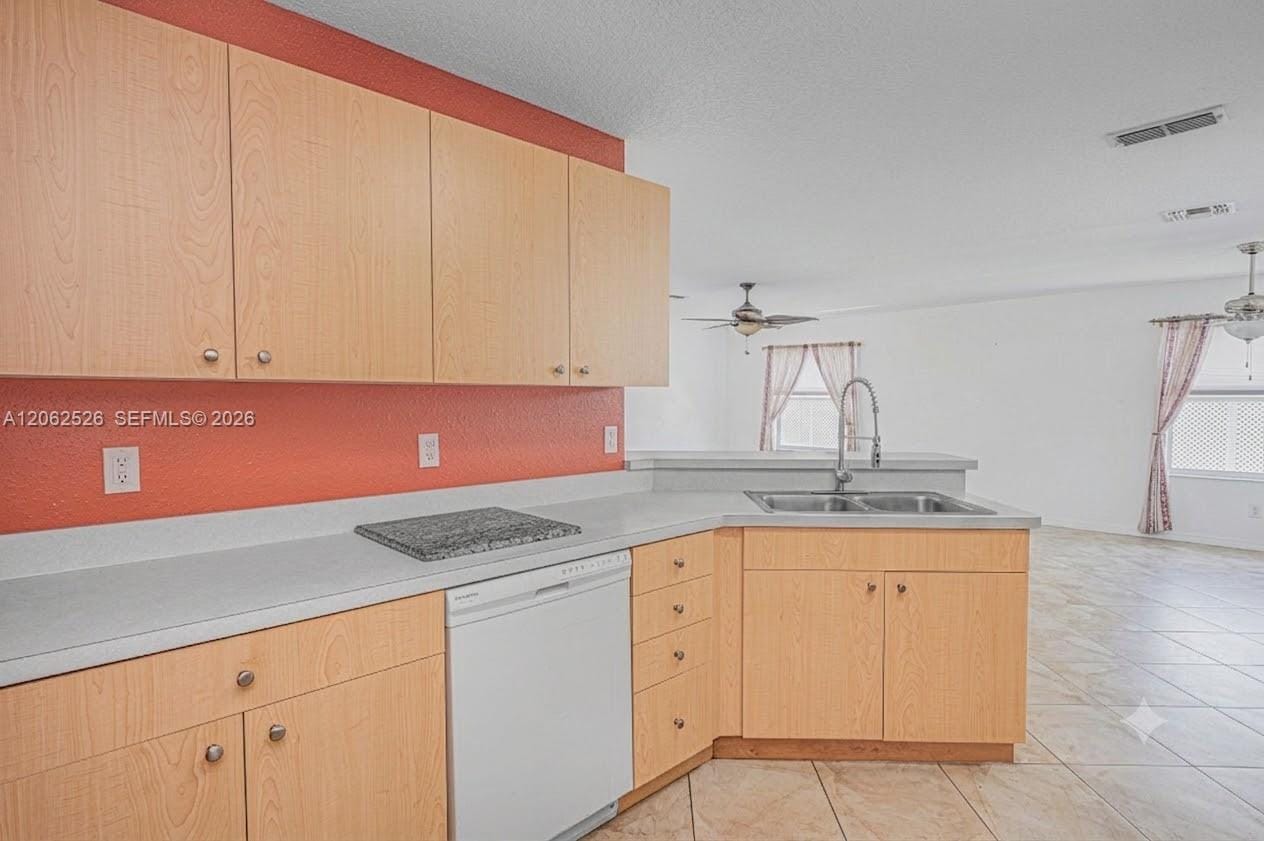 57 Huarte Way — photo 5
