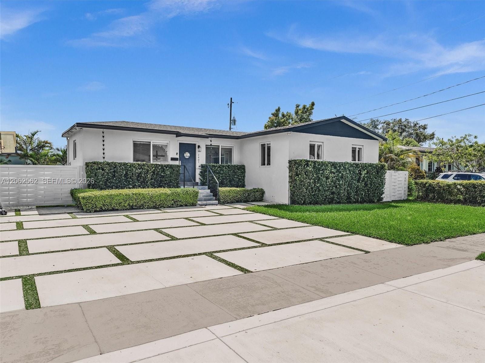 2401 SW 83rd Avenue — photo 3