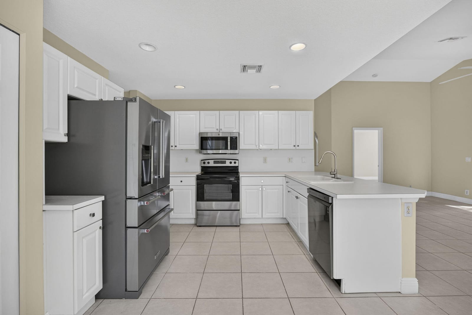 2146 COUNTRY GOLF Drive — photo 12