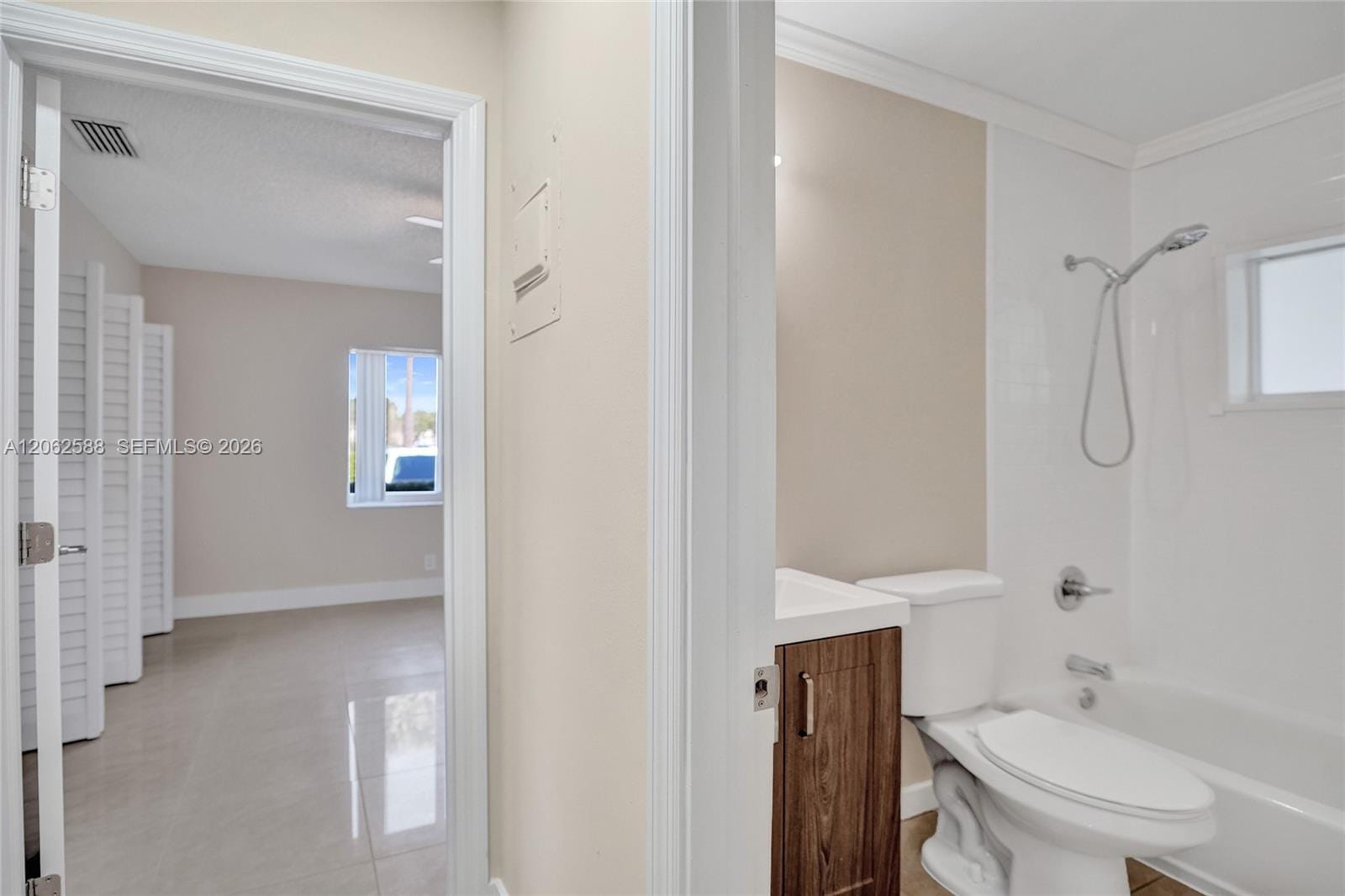 920 SW 28th Street 12 — photo 11