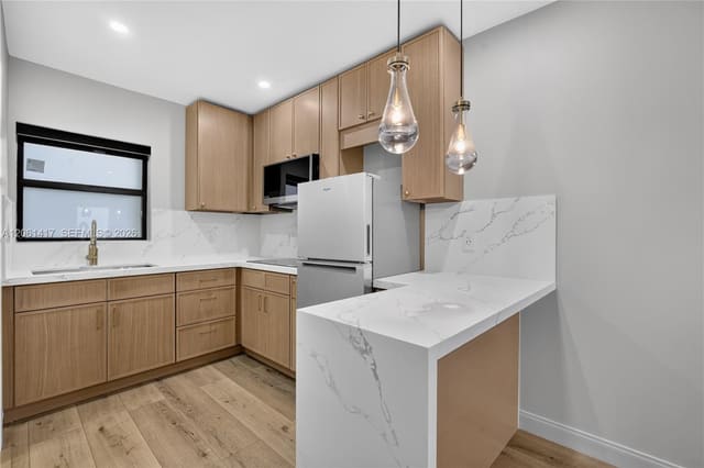 1011 NW 30th Court 2, Miami, FL 33125