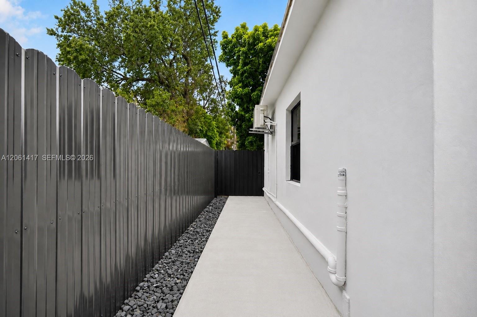 1011 NW 30th Court 2 — photo 8