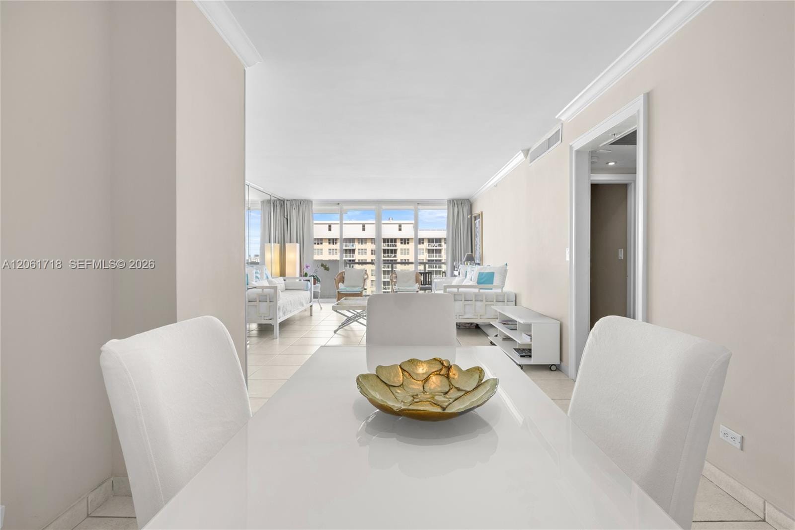 5601 Collins Avenue 1515 — photo 8