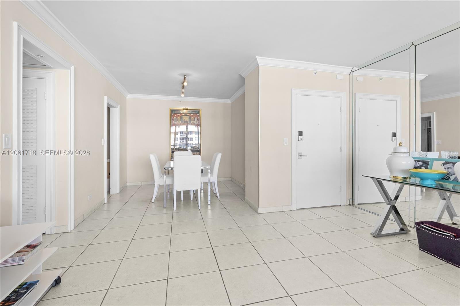 5601 Collins Avenue 1515 — photo 9