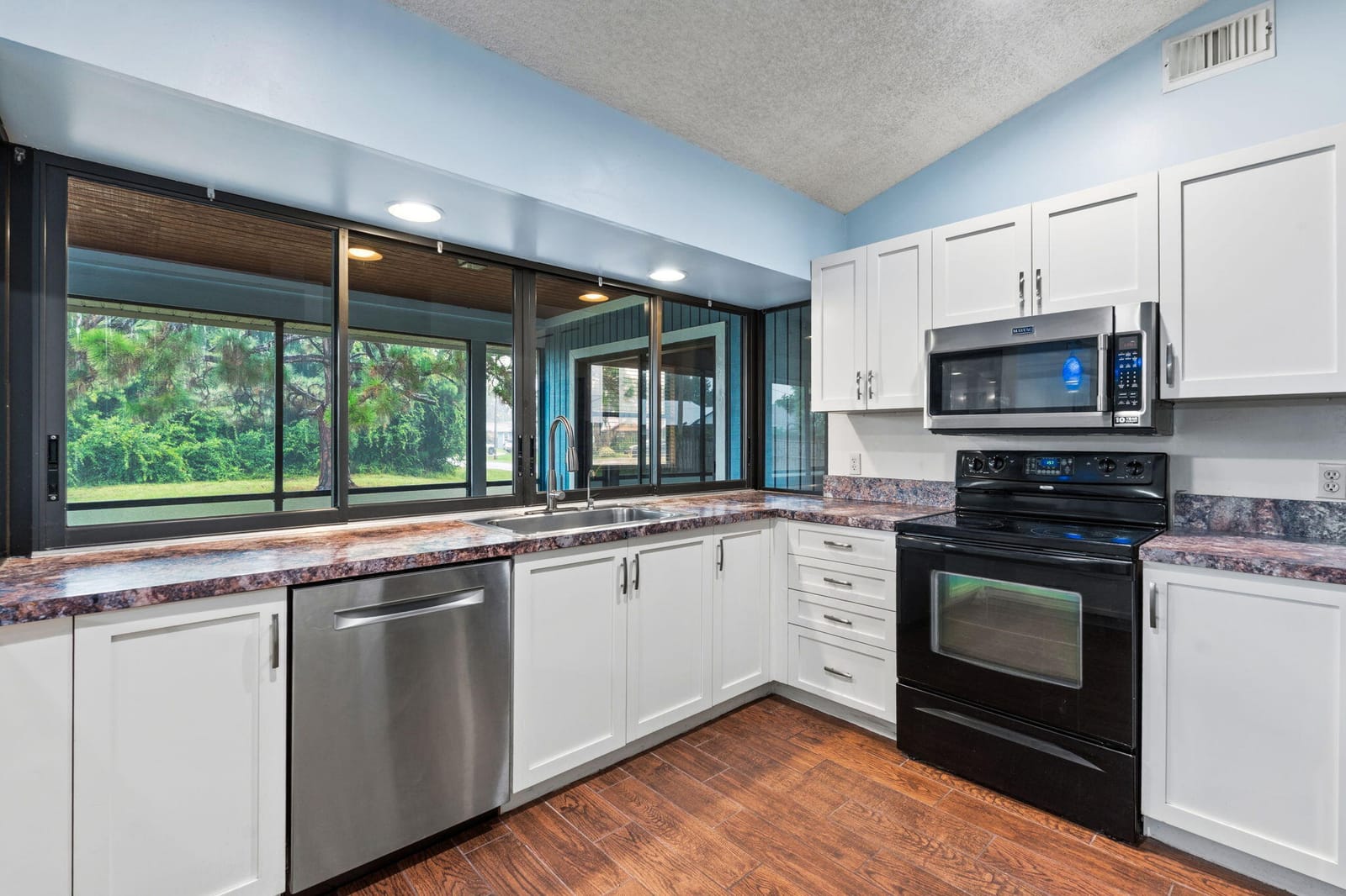 1001 SW Canary Terrace — photo 7