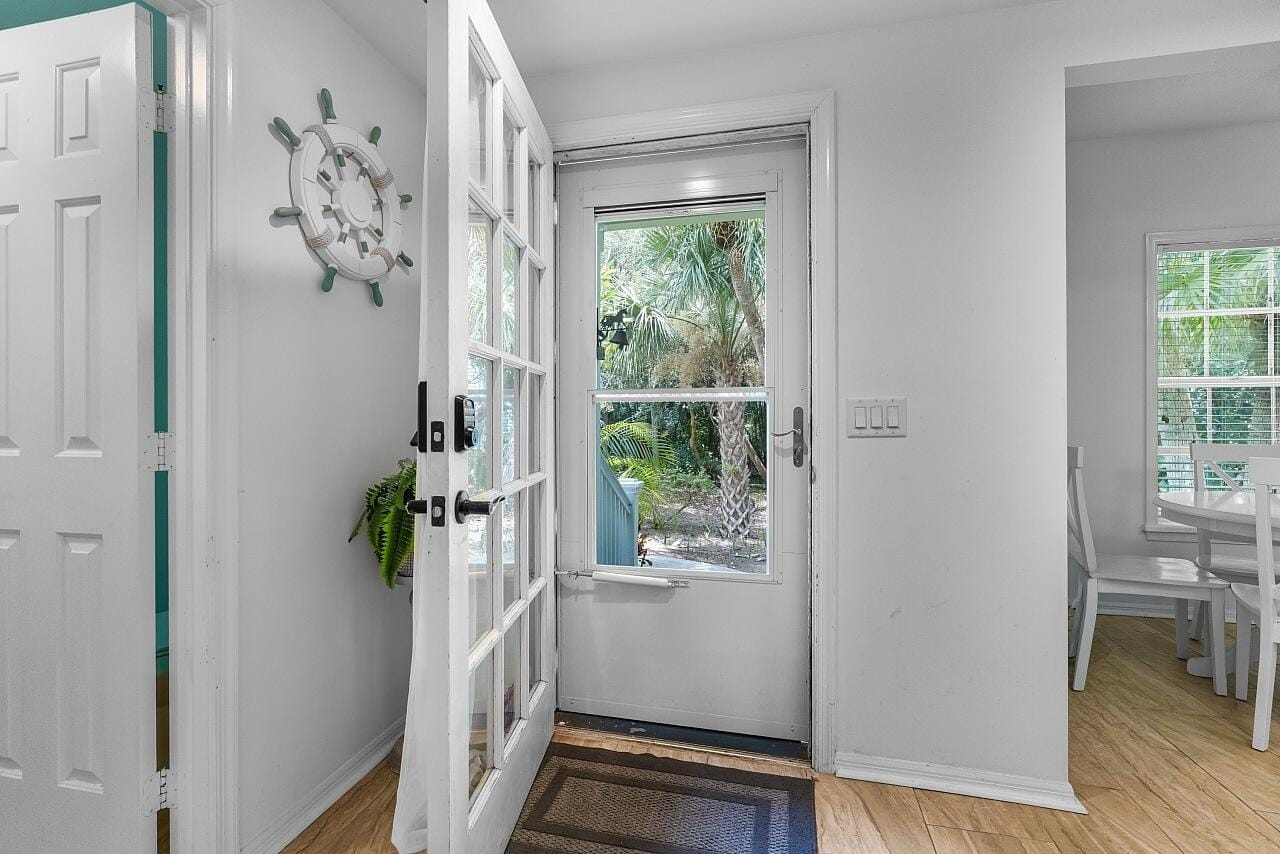 1260 PALMETTO Court 106 — photo 4