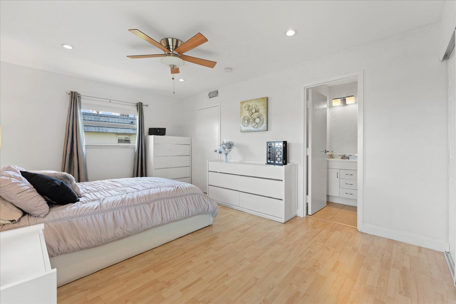 334 Tuscany F — photo 2