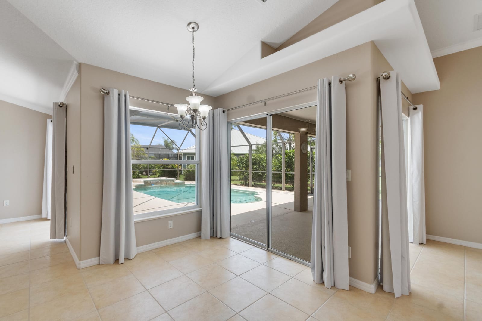 1025 SOUTHLAKES Way SW, Vero Beach, FL 32968 photo 10