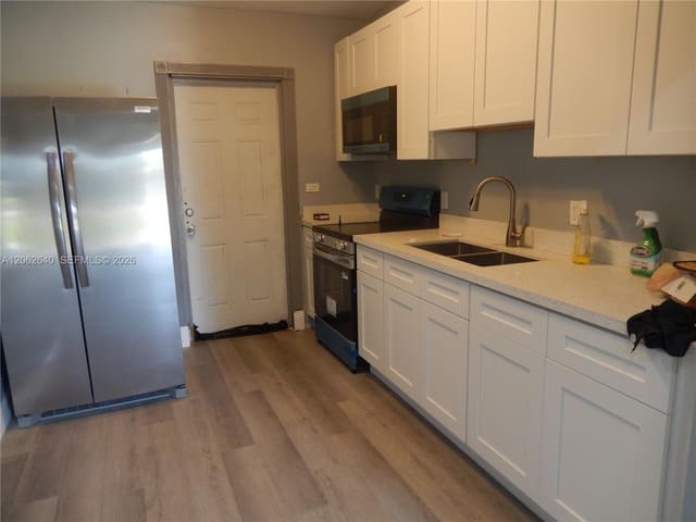2001 NW 166th Street, Miami Gardens, FL 33054