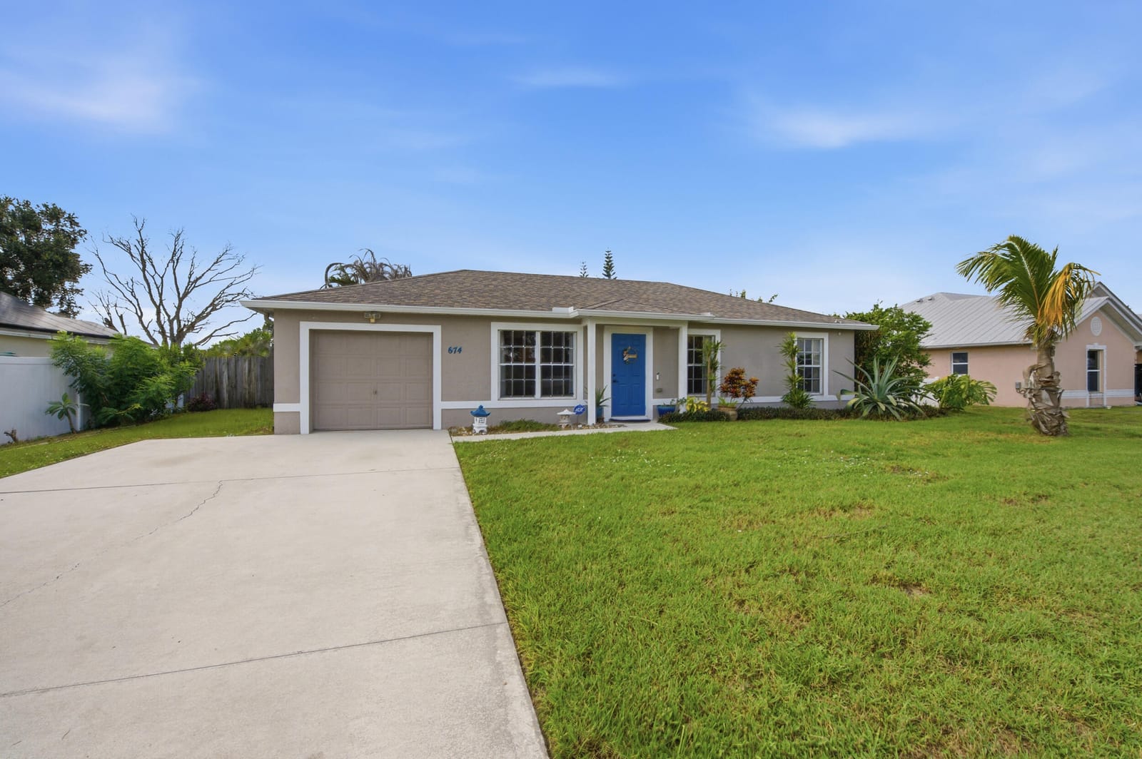 674 SW LAKEHURST Drive, Port St. Lucie, FL 34983