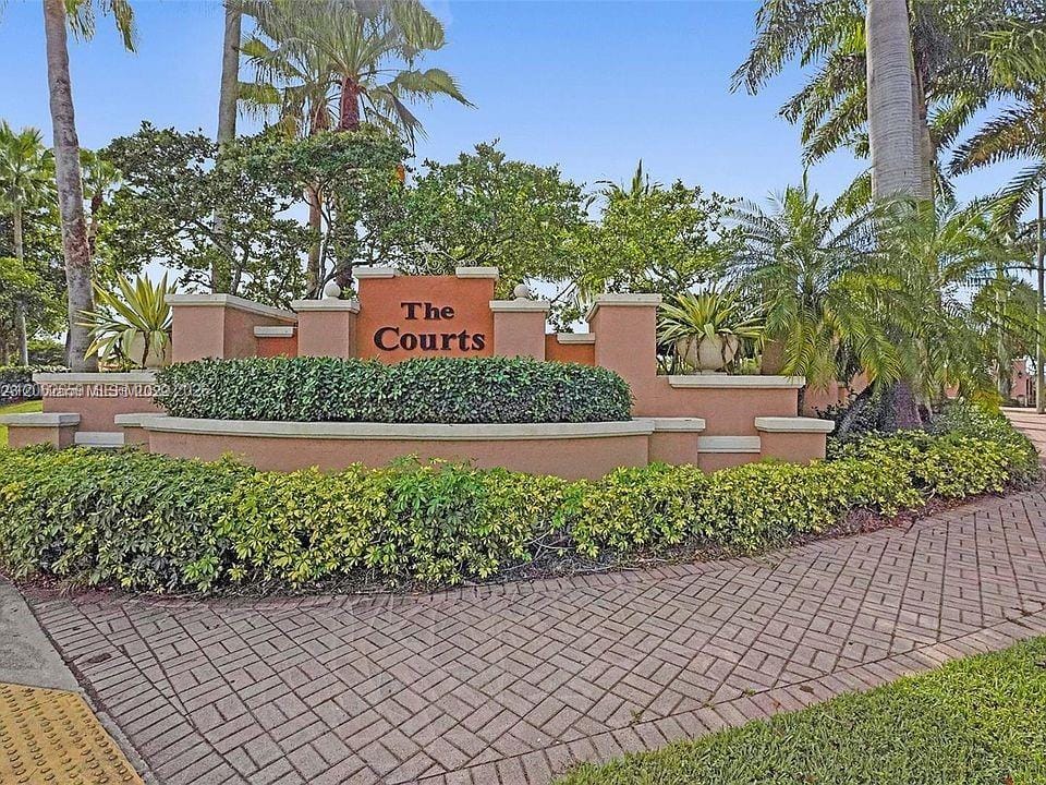 6560 NW 114th Avenue 505 — photo 1