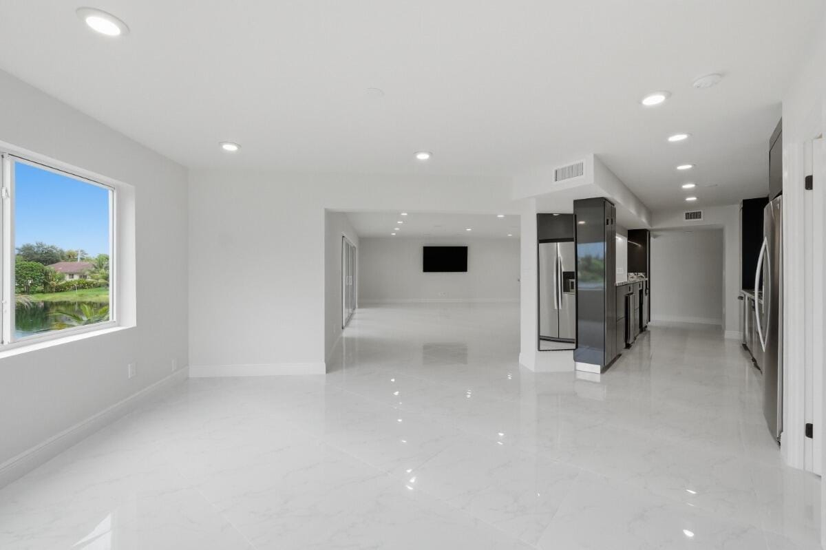 877 NE 195TH Street 222, Miami, FL 33179 photo 16