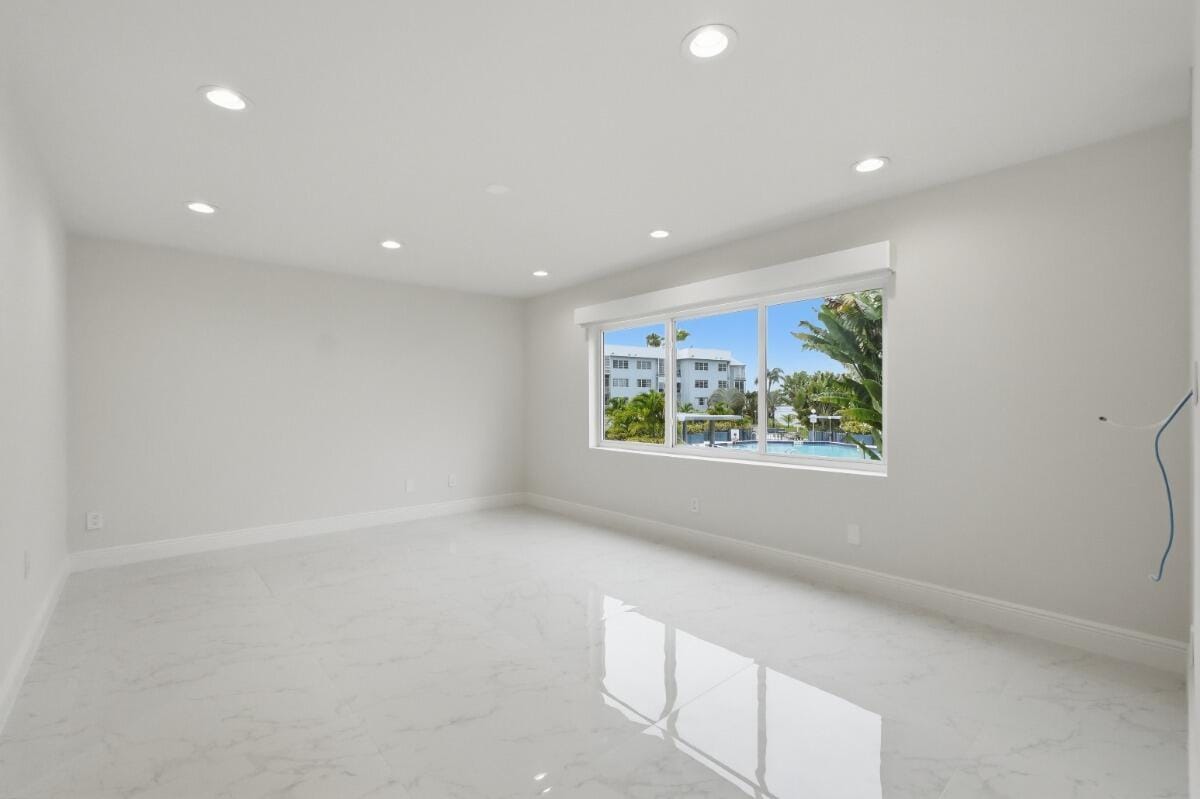 877 NE 195TH Street 222, Miami, FL 33179 photo 20