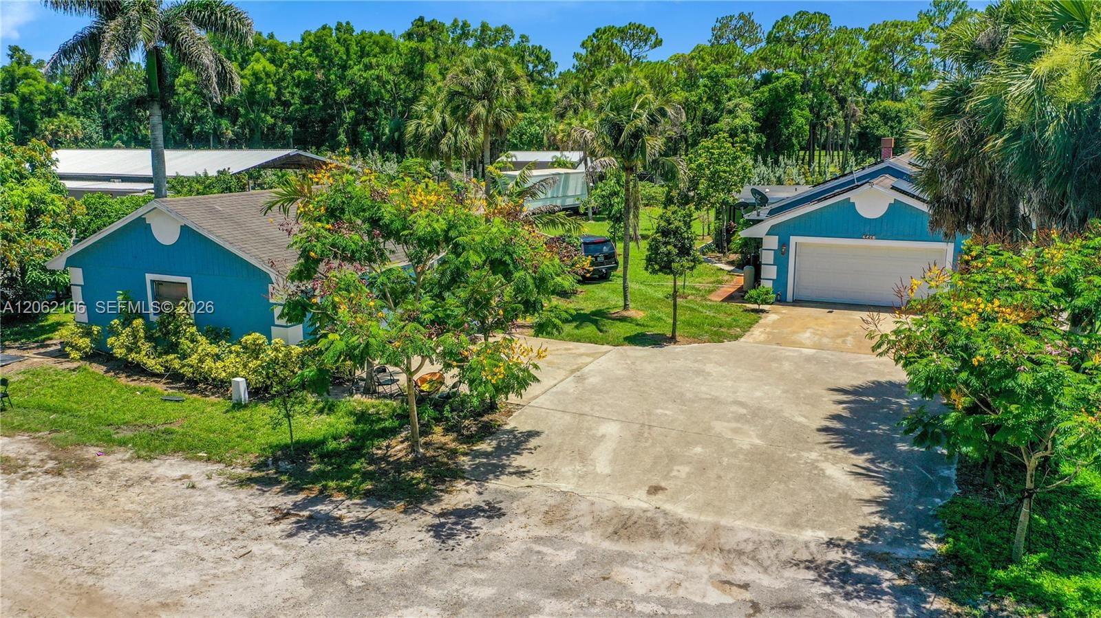 2587 E Road, Loxahatchee, FL 33470 photo 2