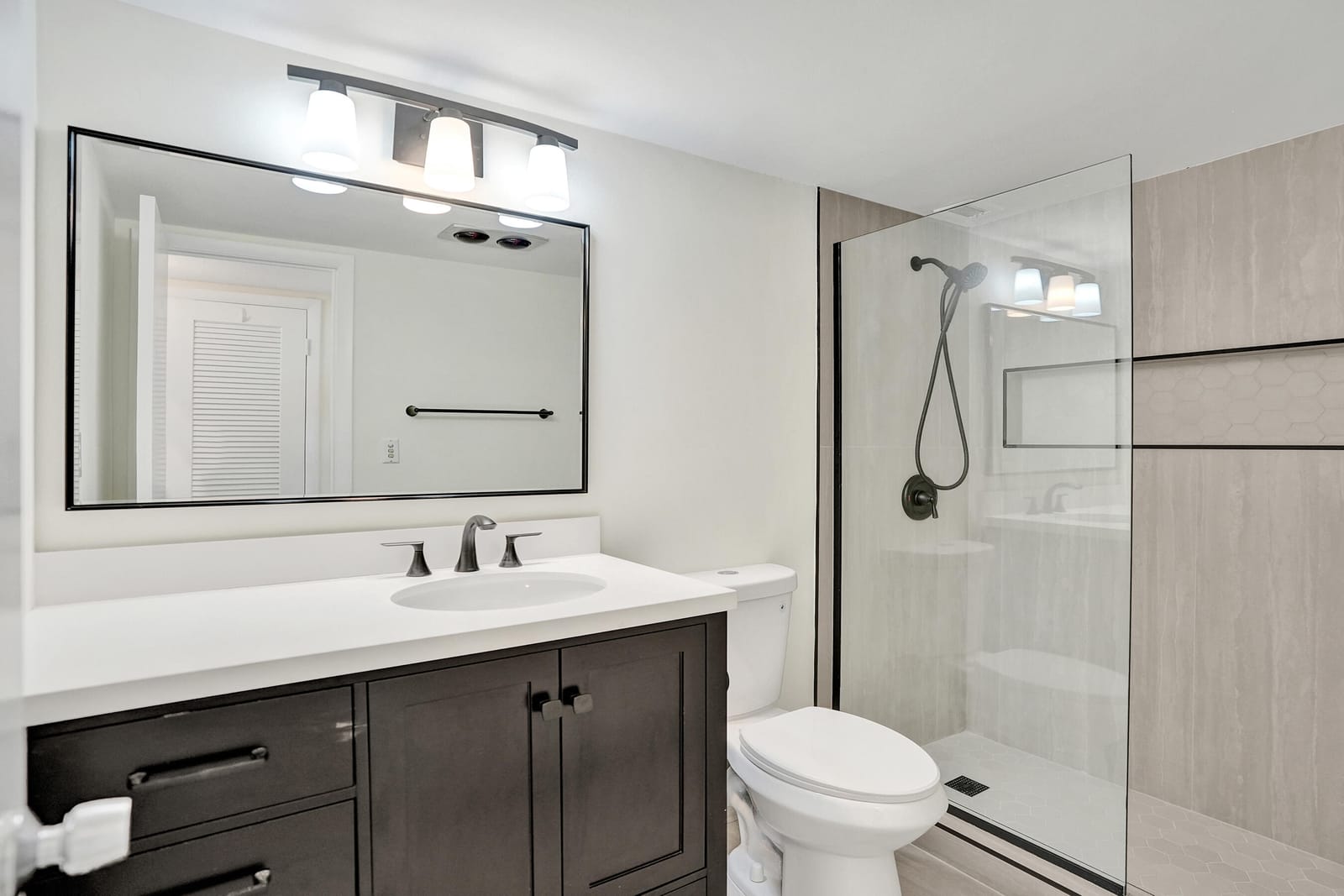 1400 S Ocean Drive 1002 — photo 2