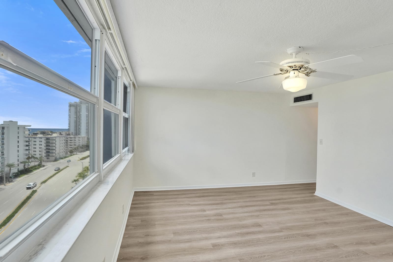 1400 S Ocean Drive 1002 — photo 6