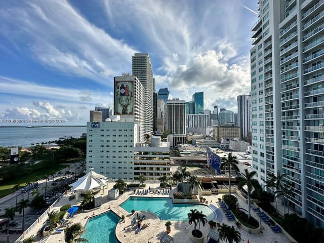 244 Biscayne Boulevard 4307, Miami, FL 33132