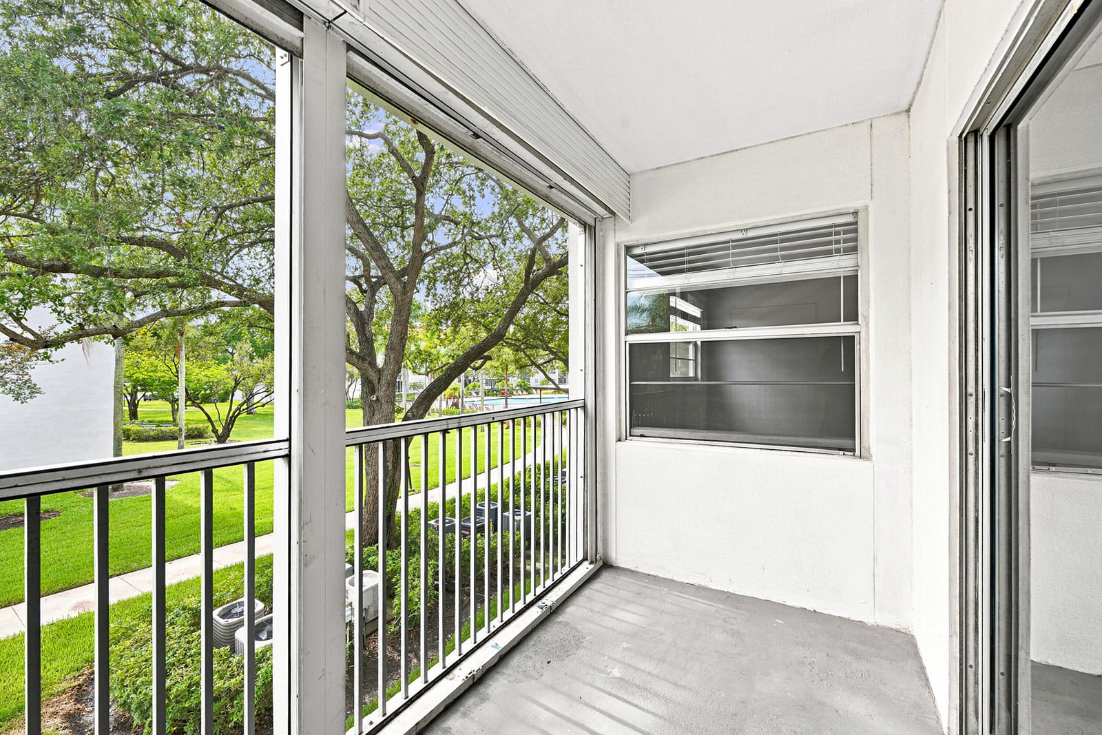 1400 SW 124th Terrace 202Q, Pembroke Pines, FL 33027 photo 22