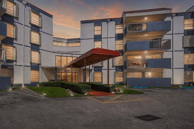 5700 SW 127th Avenue 1305, sold in Miller Gardens Condo, Miami, FL