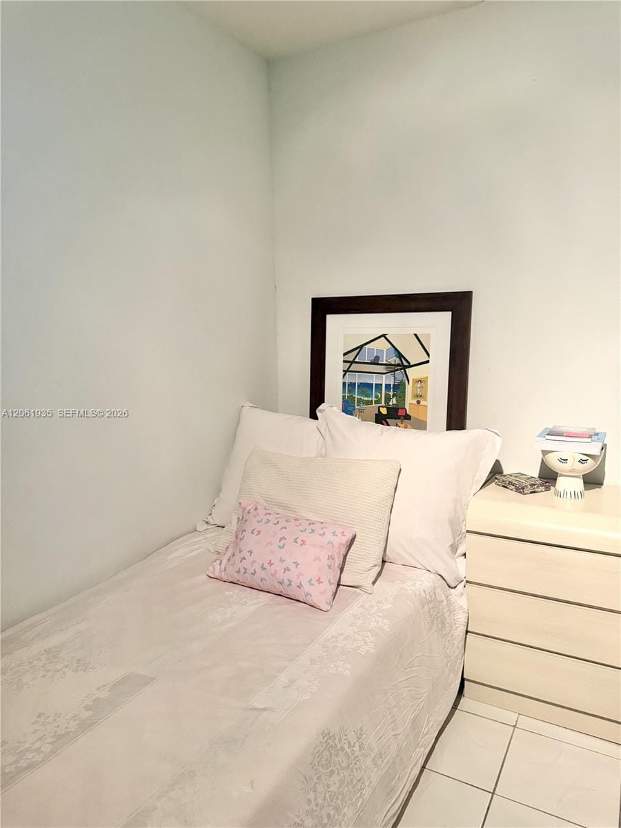 5005 Collins Avenue 518 — photo 7