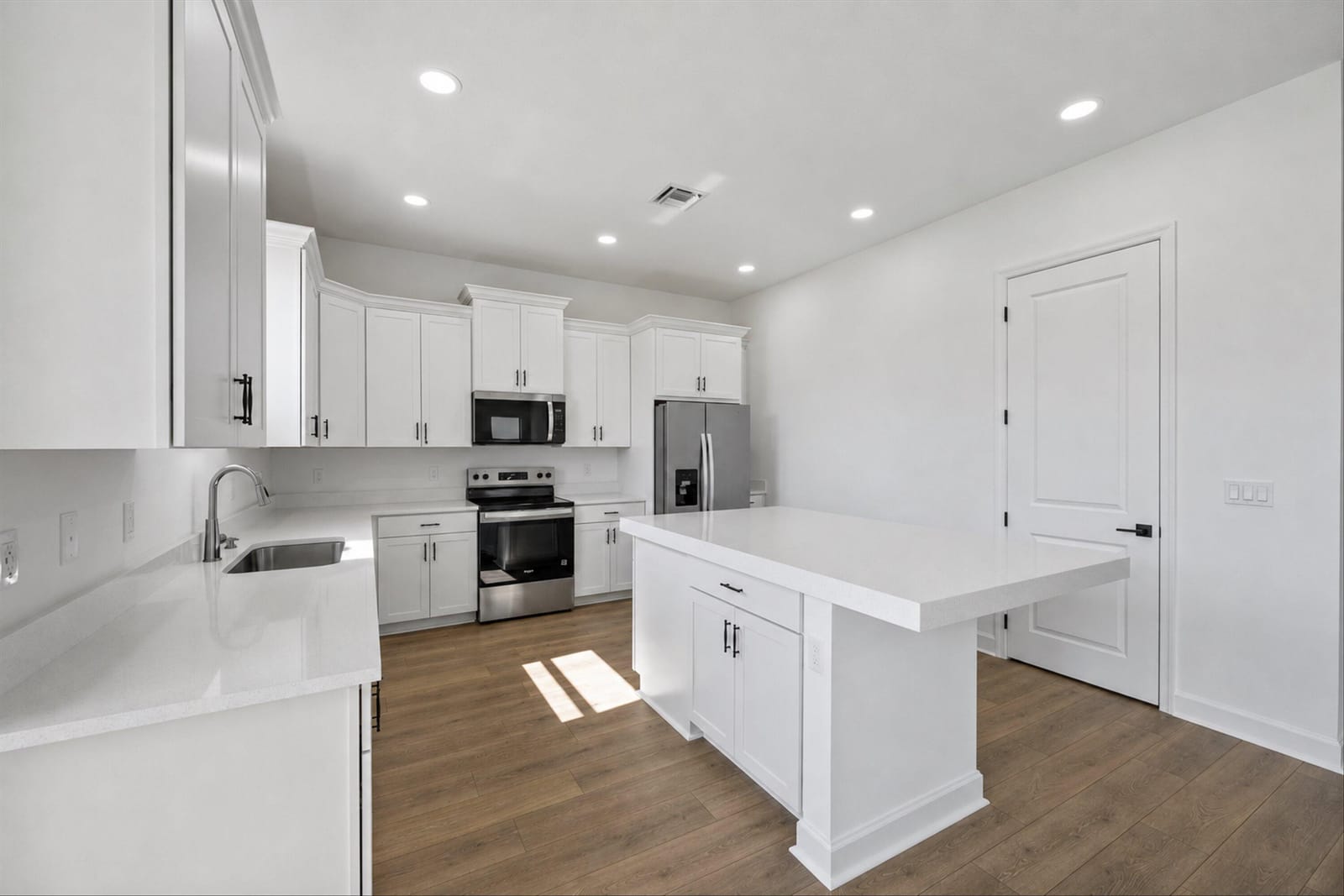 13722 Century Oak Circle — photo 10