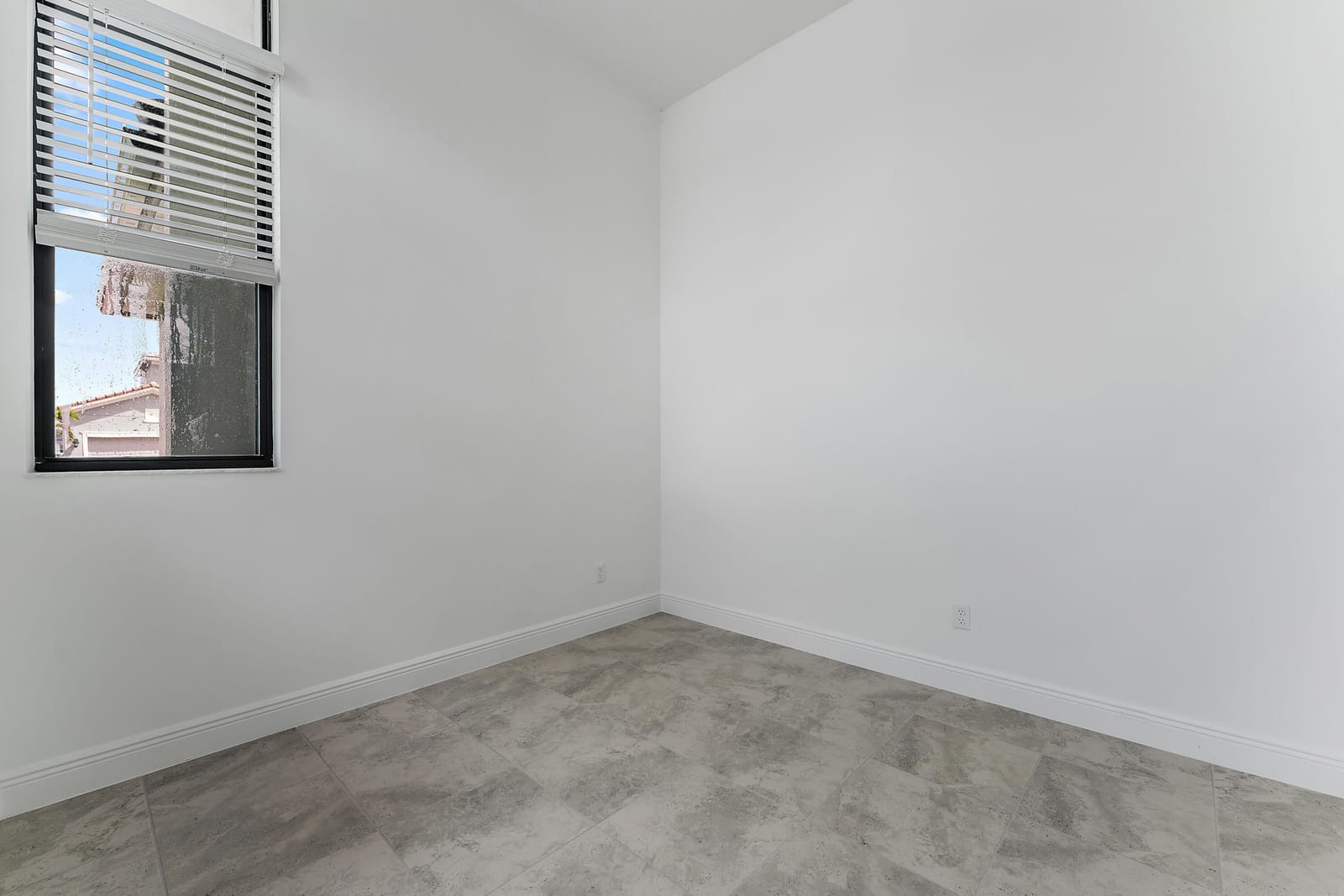9333 SW Pepoli Way — photo 7