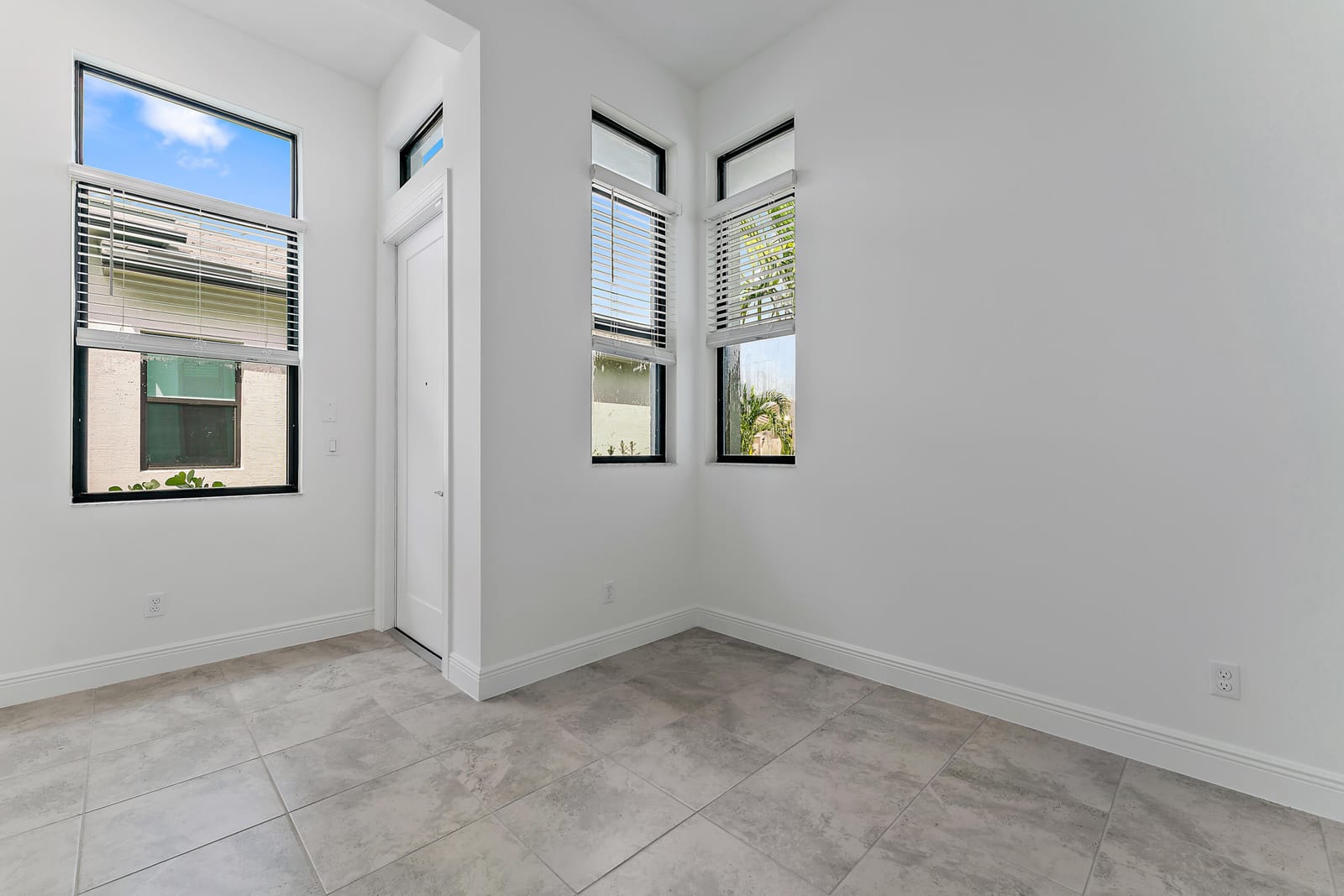 9333 SW Pepoli Way — photo 8