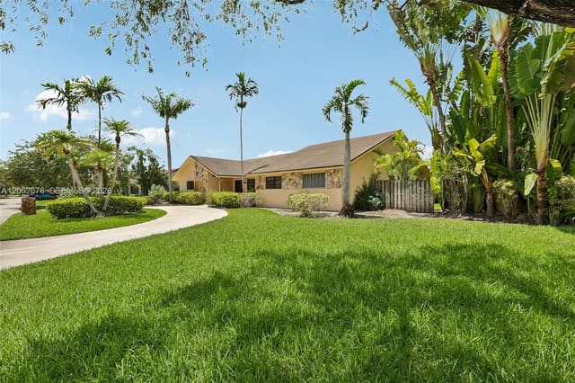 10501 SW 140th Street, sold in Mary Ann Estates 1st Addn, Miami, FL