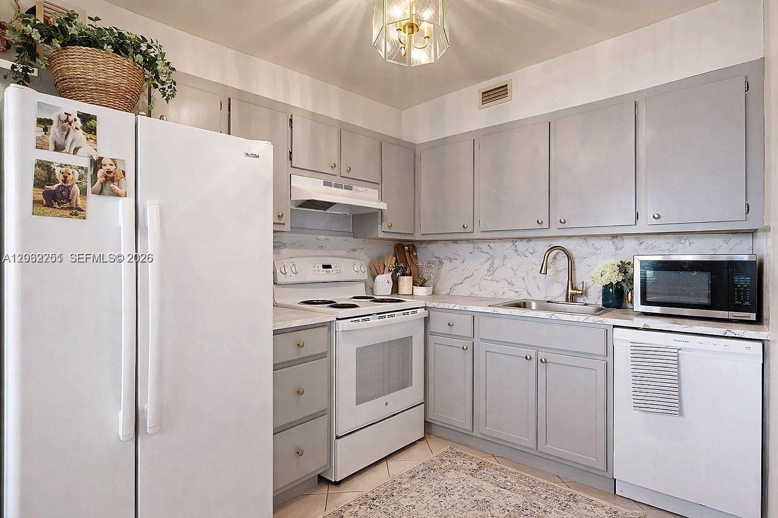 13450 SW 3rd Street 408D — photo 9