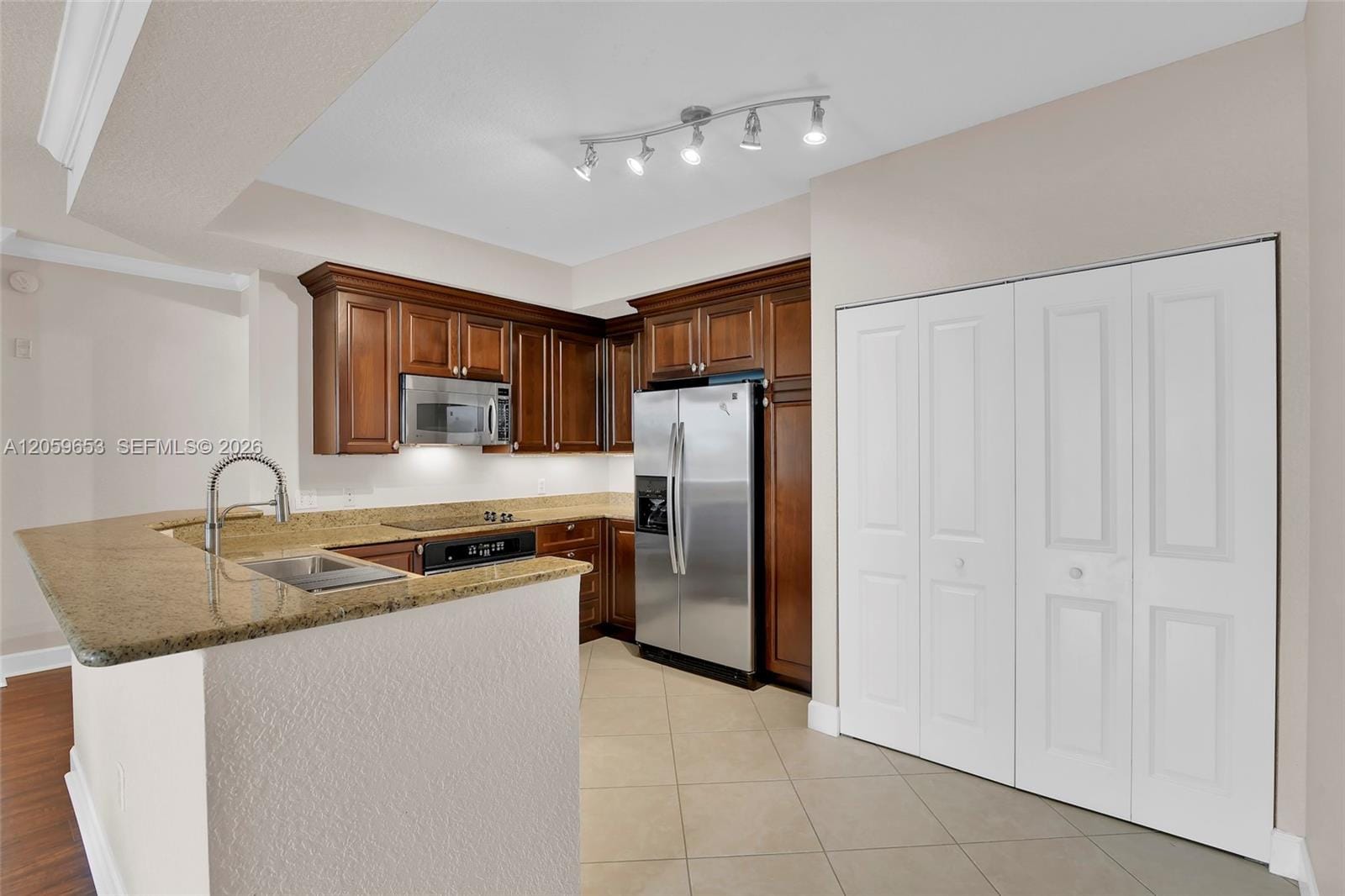 2412 Renaissance Way 412, Boynton Beach, FL 33426 photo 9