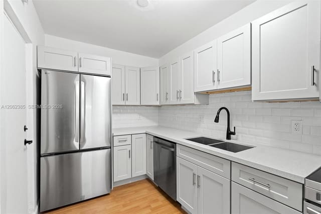 1880 S Treasure Drive 3D, North Bay Village, FL 33141