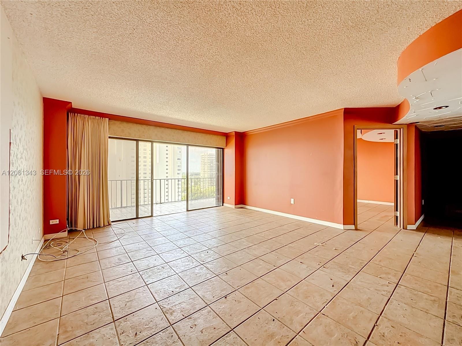 1800 NE 114th Street 1508 — photo 11