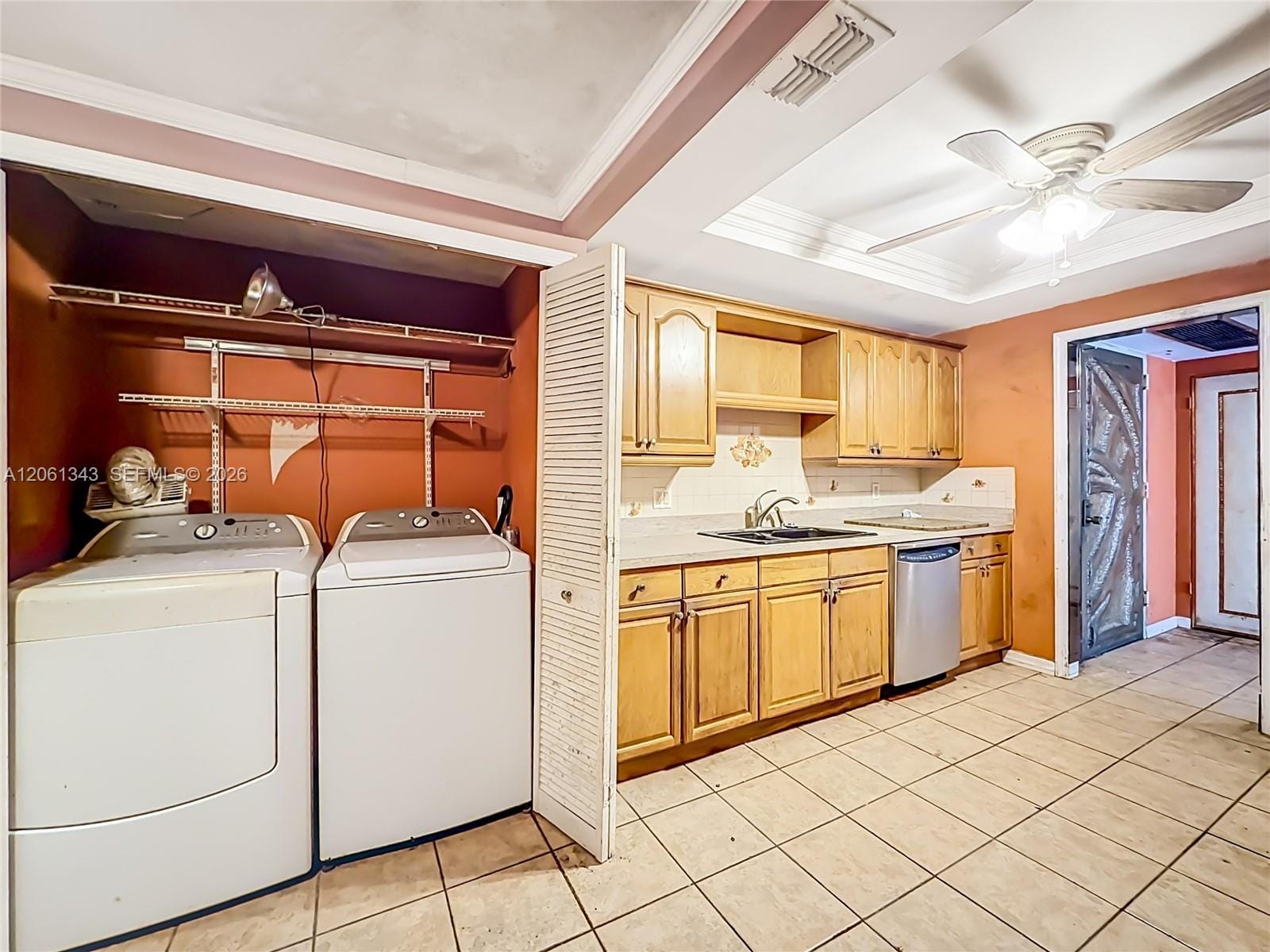 1800 NE 114th Street 1508 — photo 7