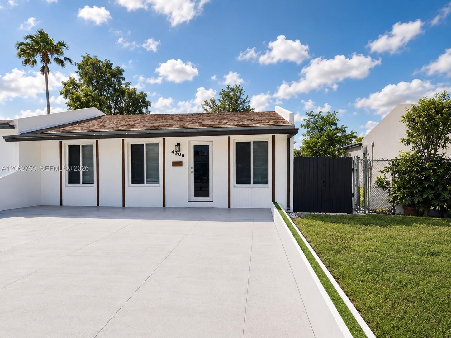 Pending home at 4309 SW 129th Avenue, Miami, FL 33175