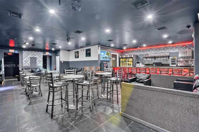 Cafeteria & Sports Cafeteria & Sports Bar For Sale In Hialeah, Hialeah, FL 33010