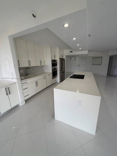 19707 Turnberry Way 24B — photo 12