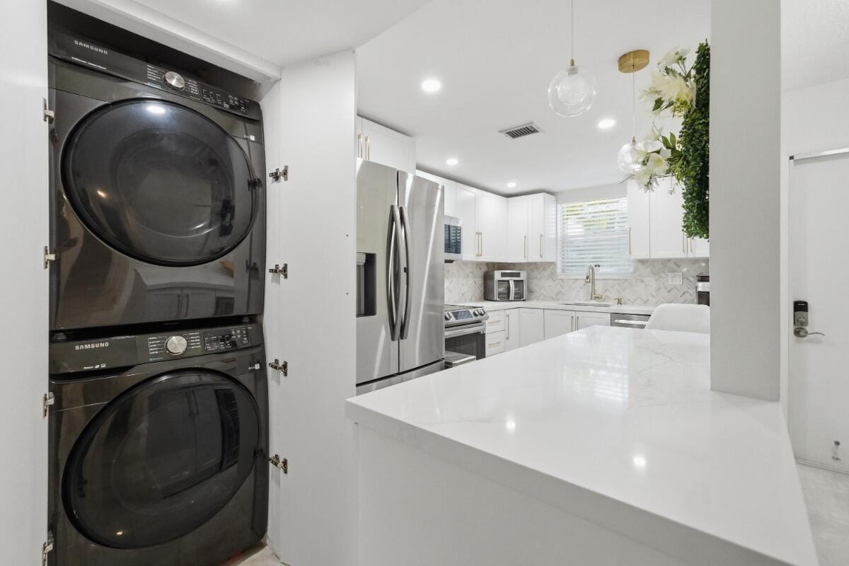 6100 NW 44TH Street 104 — photo 8