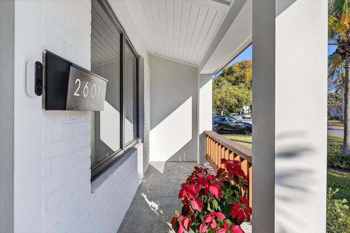 2601 SW 26TH Lane — photo 3