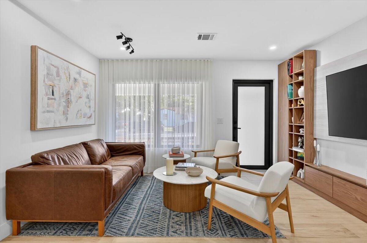 2601 SW 26TH Lane — photo 4