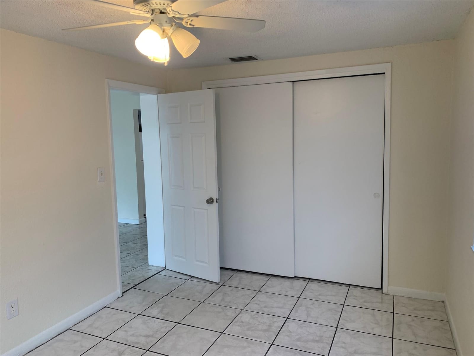 2911 NW 7TH Street, Pompano Beach, FL 33069 photo 15
