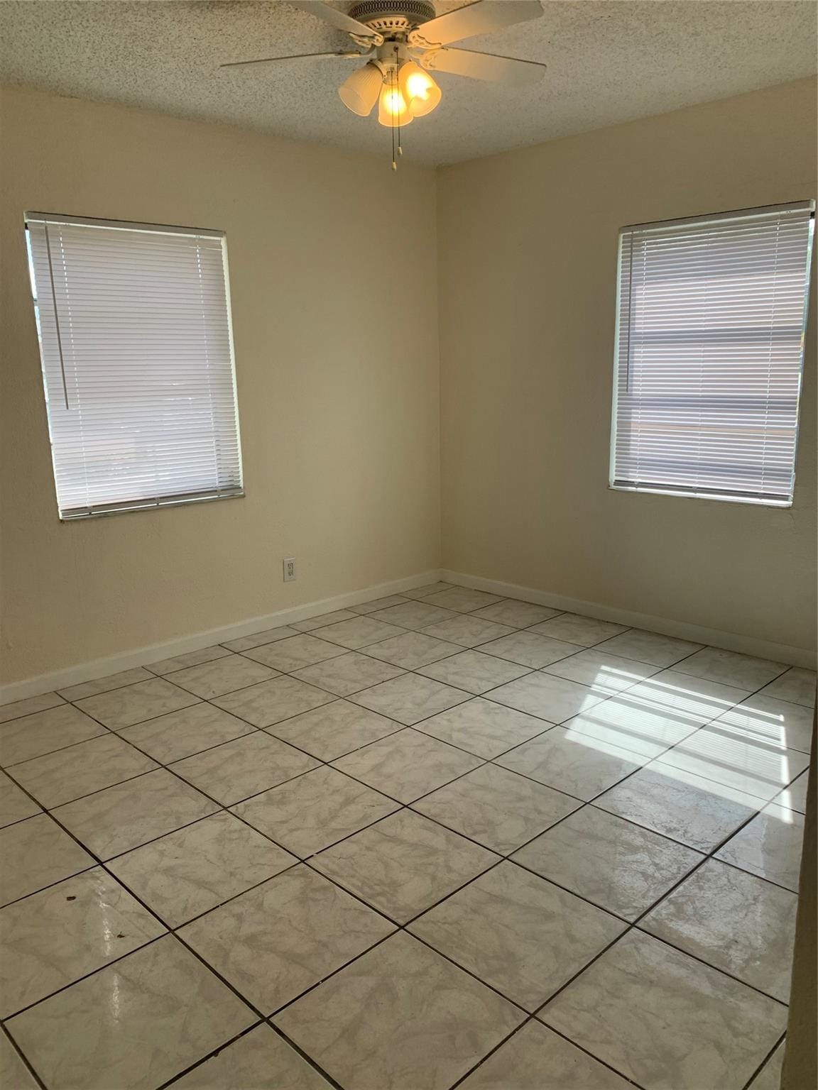 2911 NW 7TH Street, Pompano Beach, FL 33069 photo 18