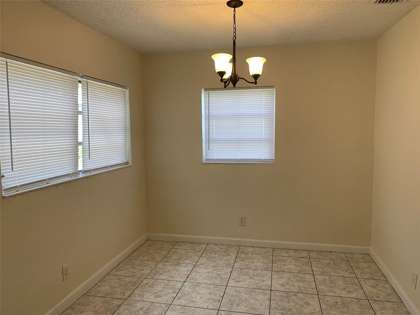 2911 NW 7TH Street, Pompano Beach, FL 33069 photo 7