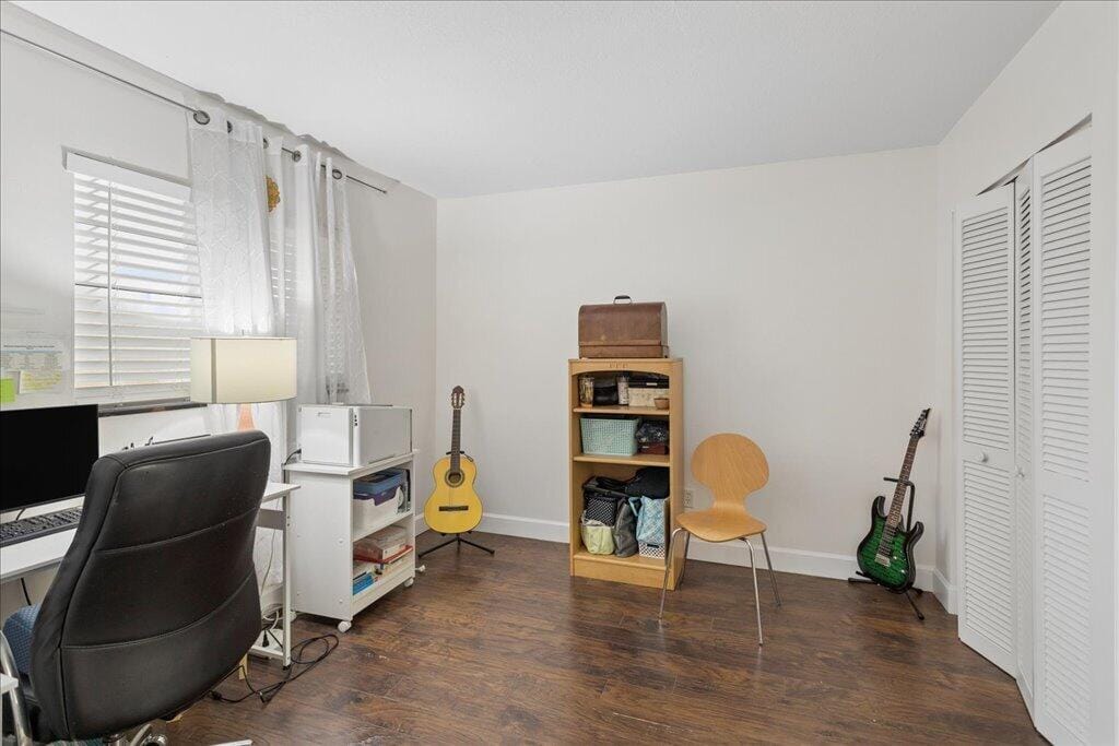 23344 CAROLWOOD Lane 505 — photo 9