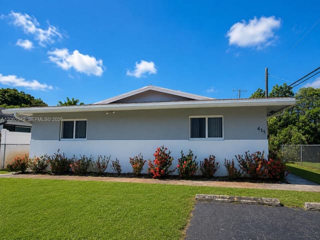 415 SW 16th Court 1, Fort Lauderdale, FL 33315