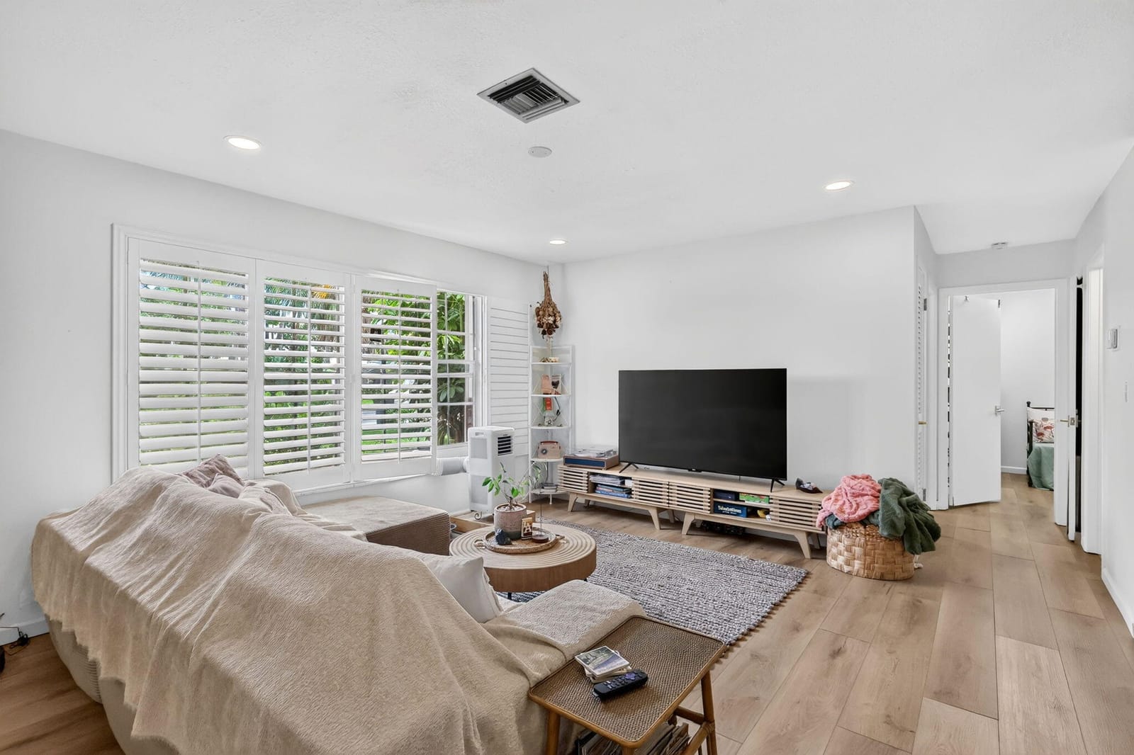 902 SE OCEAN Avenue — photo 12