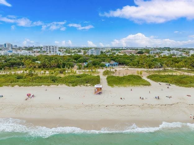 7921 Byron Avenue 404, Byron Park Condo, Miami Beach, FL