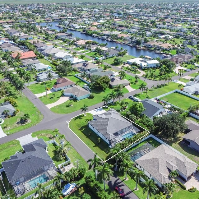 1735 SW 51ST Terrace, Cape Coral, FL 33914