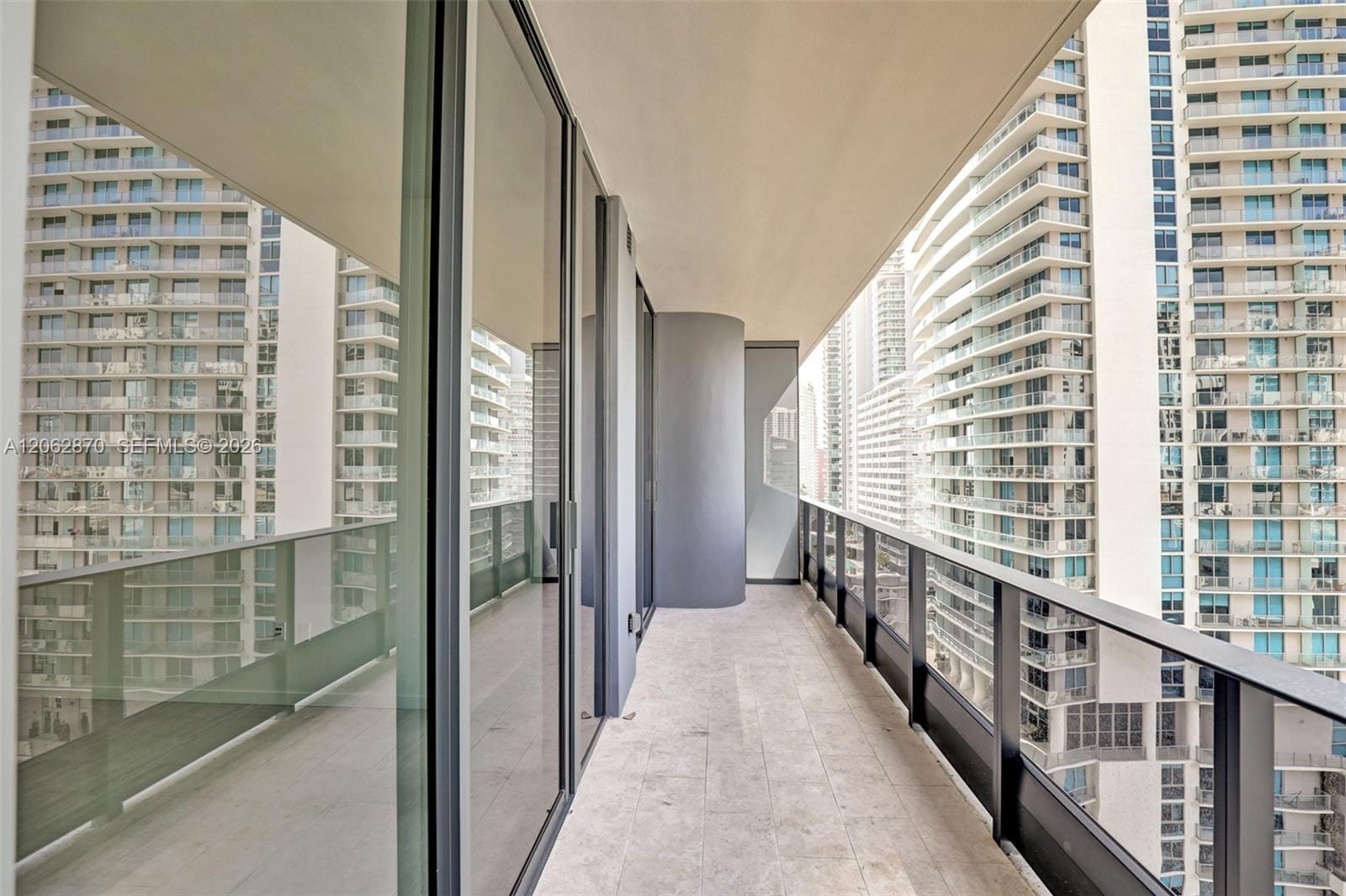 1000 Brickell Plaza 1904 — photo 2